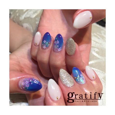 Gratify 紫陽花ネイル