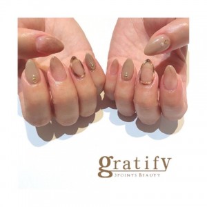 4D57E274-8933-4FEE-8ECF-3B39DBF1EA72