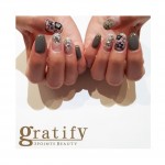 (gratify)クラシックお花ネイル