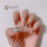 (gratify)my nail