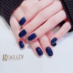 (gratify)Dark navy nail